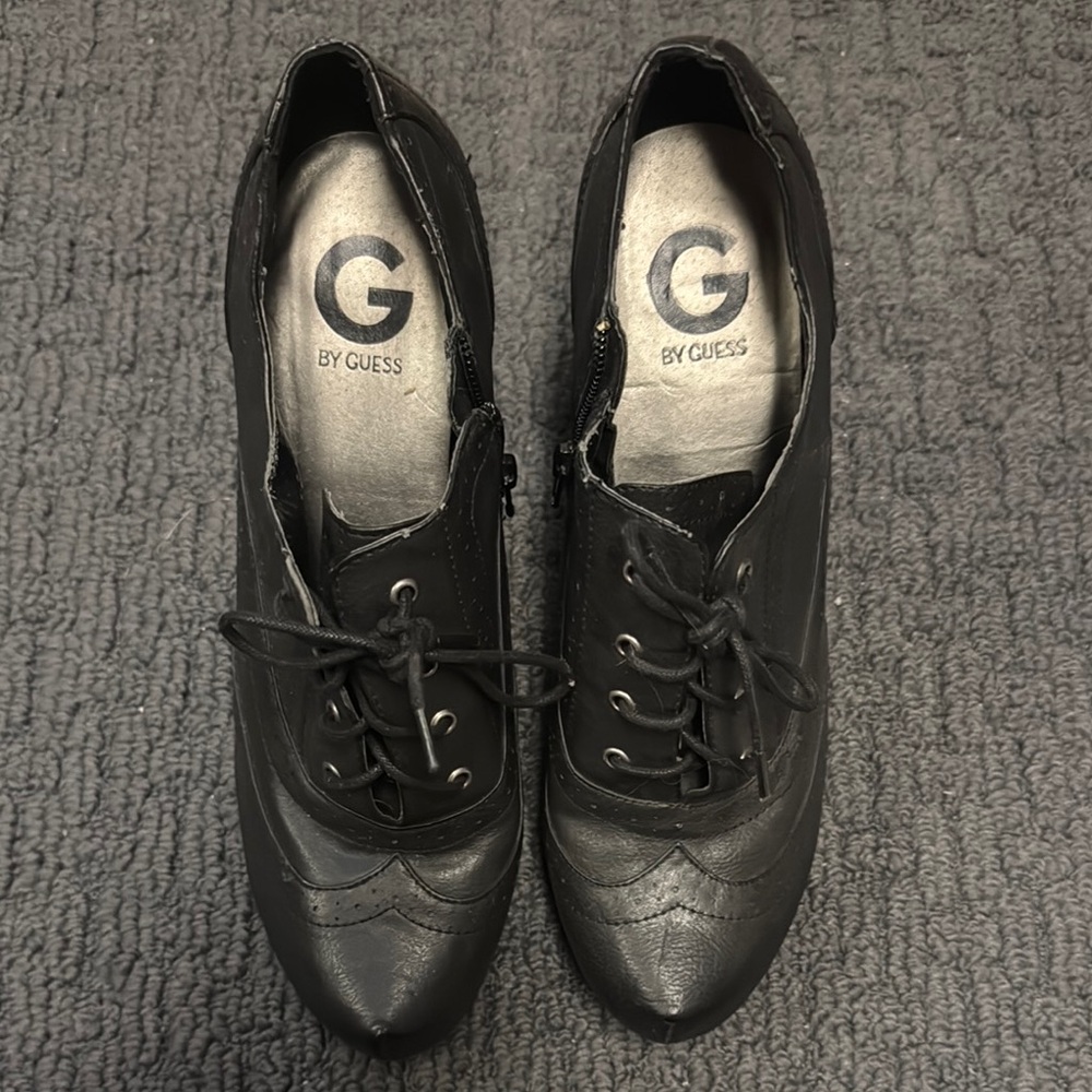 G by Guess women’s Black Oxford platform heels Shoes 9.5